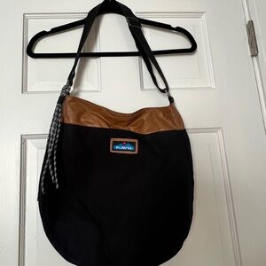 Kavu Two-Tone Black and Tan Rope Bag